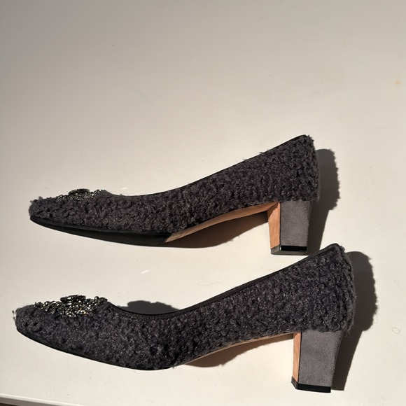 MANOLO BLAHNIK GREY EMBELLISHED SHOES LIKE NEW SIZE 37 - Picture 3 of 6